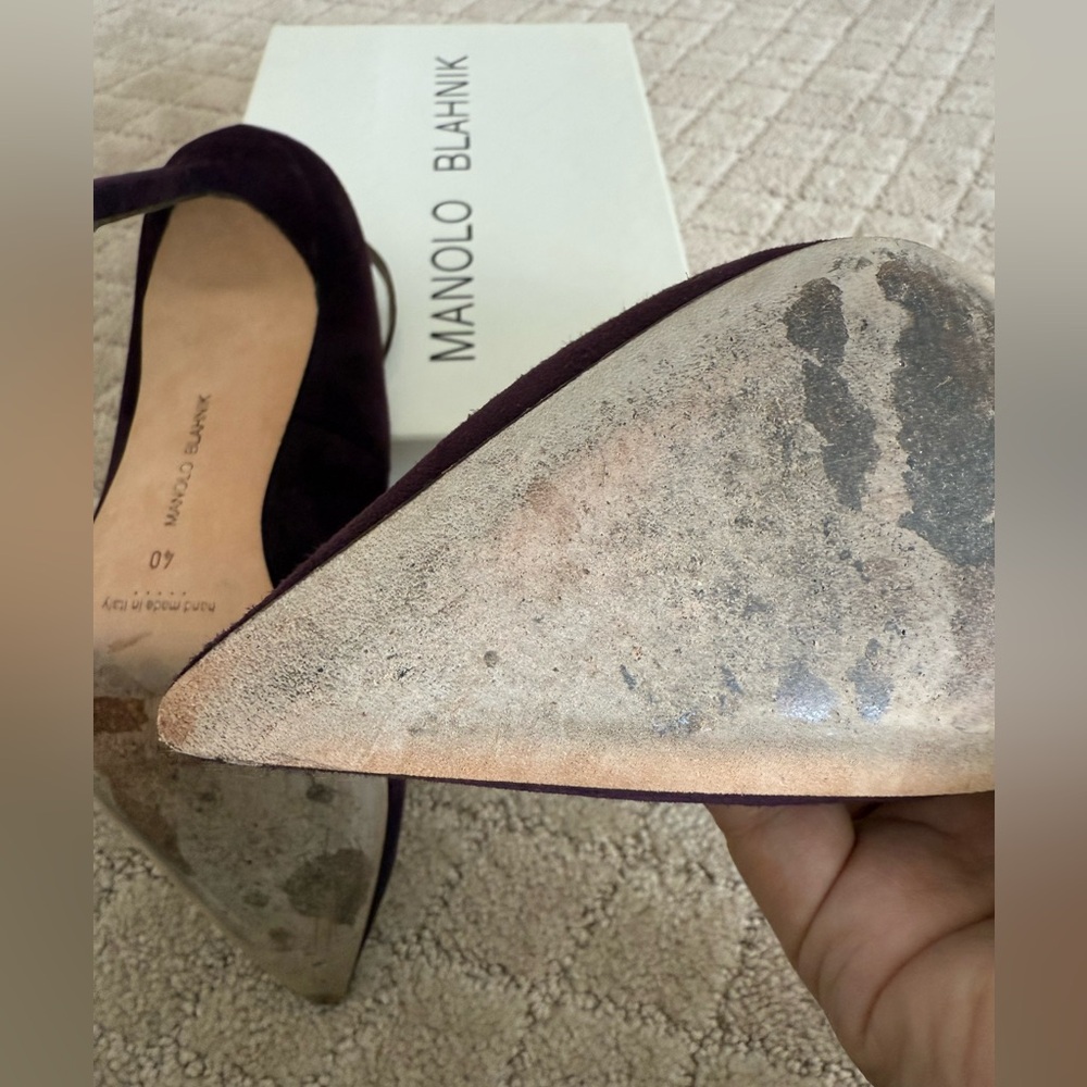 Manolo Blahnik BB pump with strap. Size 40. Purple suede. - Picture 3 of 5